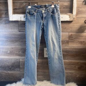 Express Jeans Stretch Ladies Size 7/8, Blue Faded